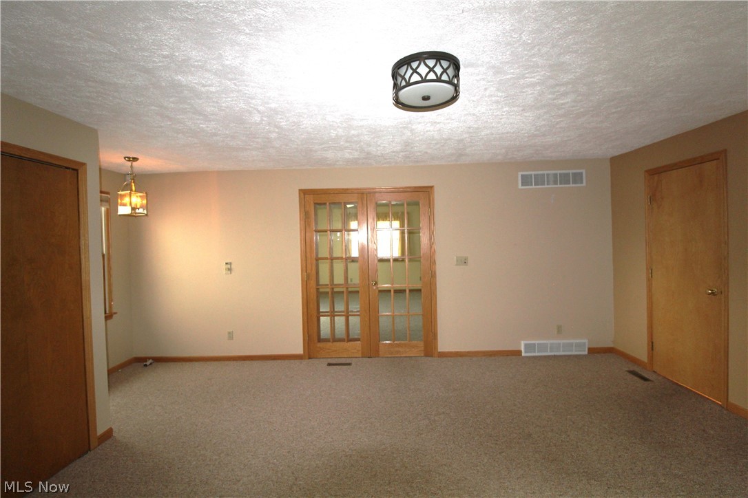 2329 Venloe Drive Poland OH 44514
