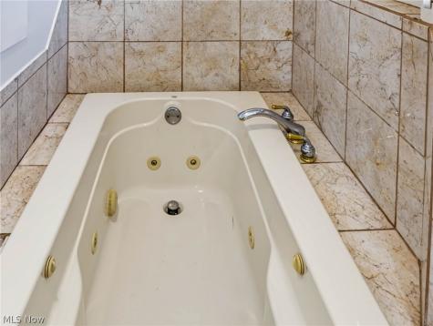 402 Audrey Drive Richmond Heights OH 44143
