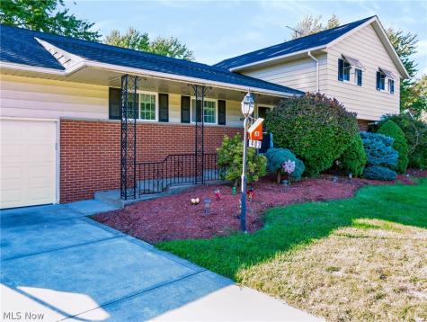 402 Audrey Drive Richmond Heights OH 44143