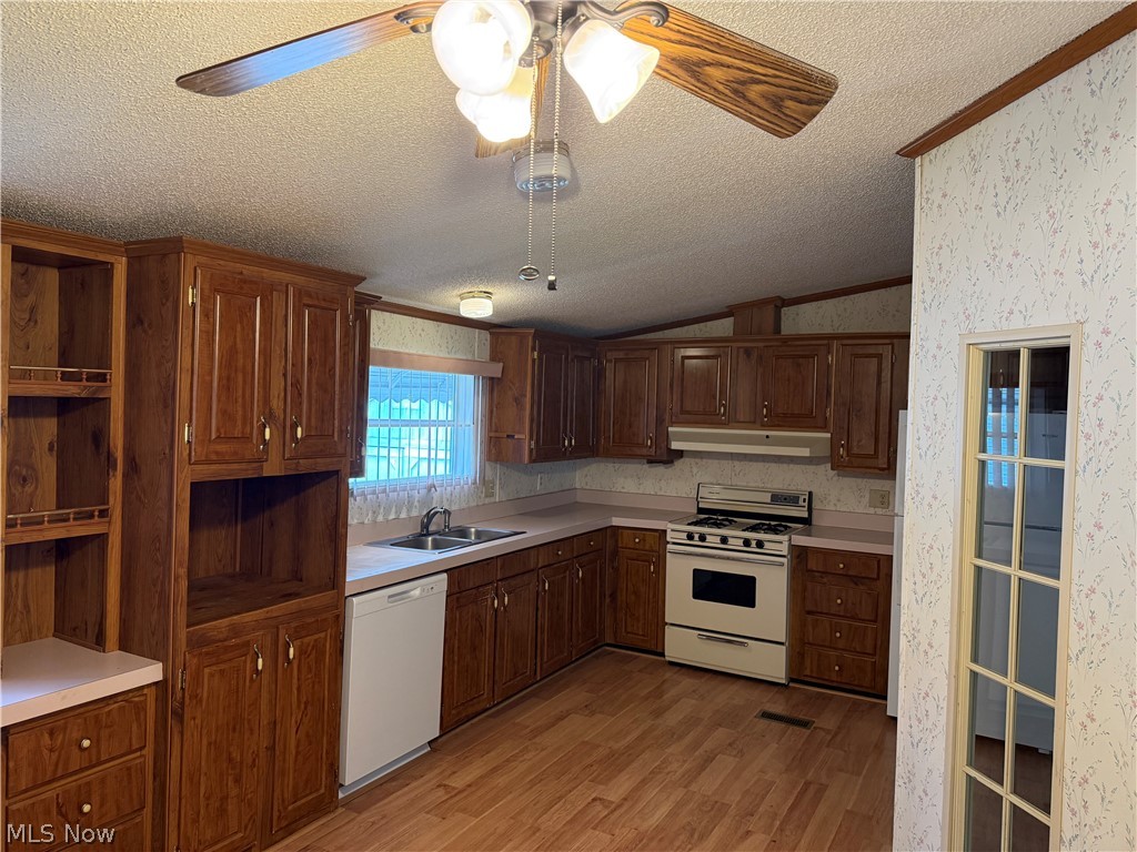 43 S Outer Drive Vienna OH 44473