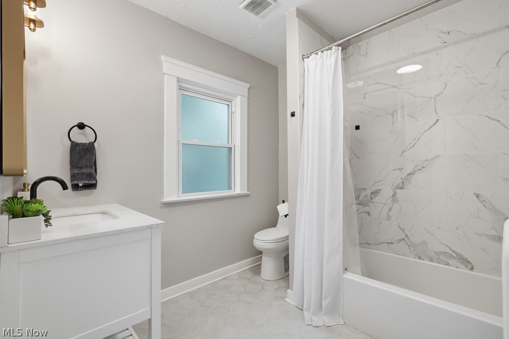 2171 Westminster Road Cleveland Heights OH 44118