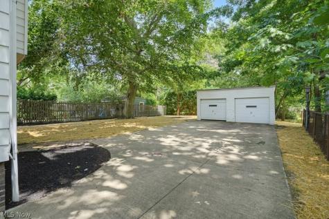 2171 Westminster Road Cleveland Heights OH 44118