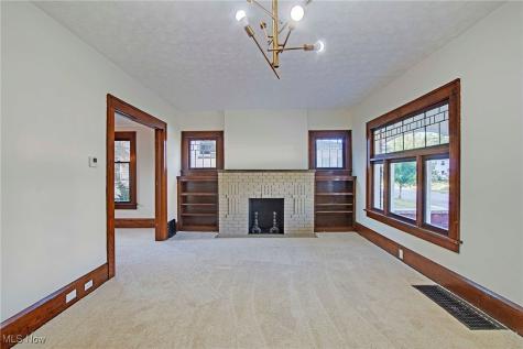 811 Broad Avenue NW Canton OH 44708