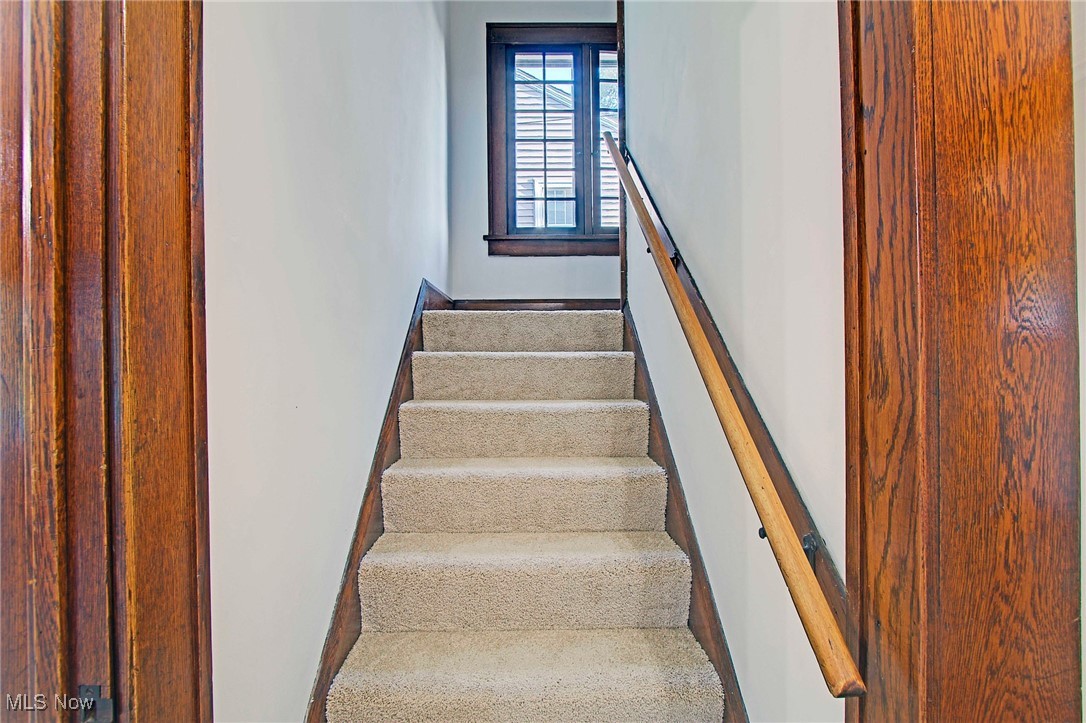 811 Broad Avenue NW Canton OH 44708