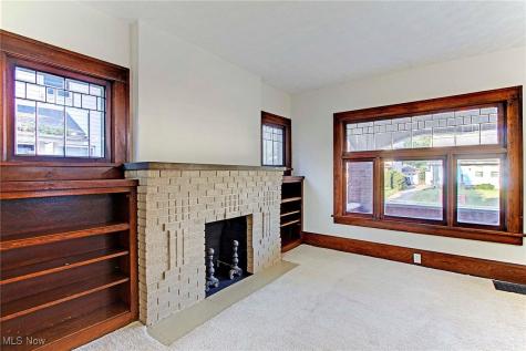 811 Broad Avenue NW Canton OH 44708