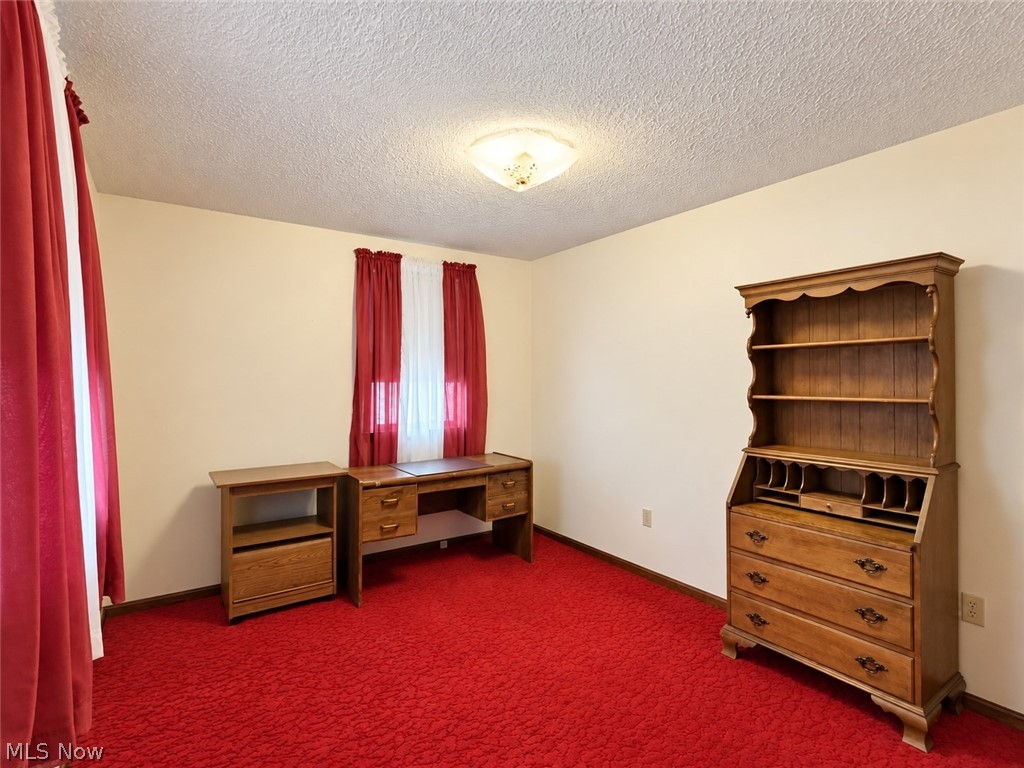 1760 Northfield Avenue NW Warren OH 44485