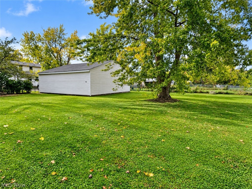 1760 Northfield Avenue NW Warren OH 44485