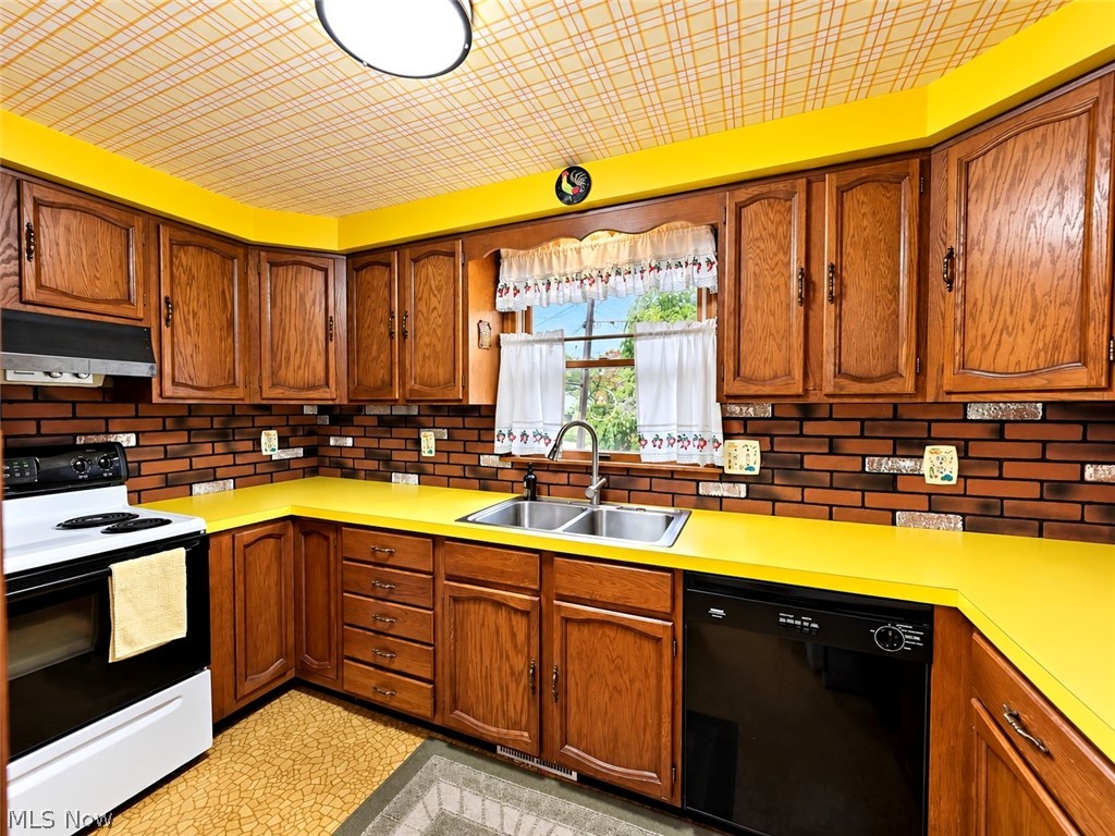 1760 Northfield Avenue NW Warren OH 44485