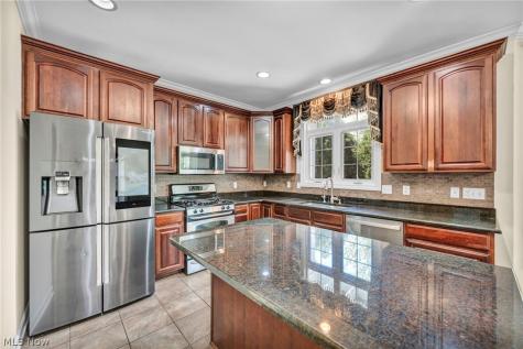 7820 Lynford Way Mentor OH 44060