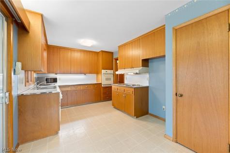 101 Manning Drive Berea OH 44017
