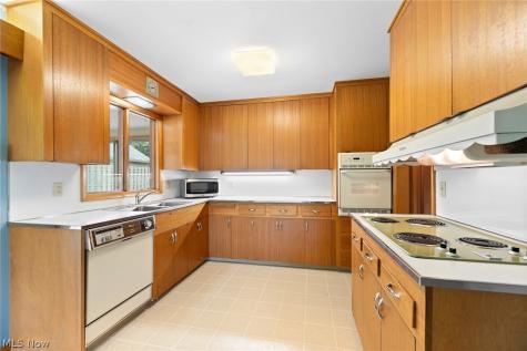 101 Manning Drive Berea OH 44017