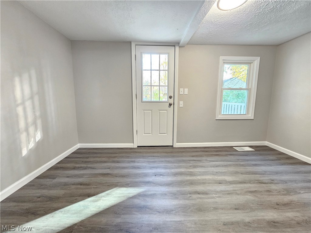 549 Case Avenue Elyria OH 44035