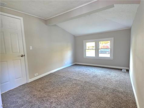 549 Case Avenue Elyria OH 44035