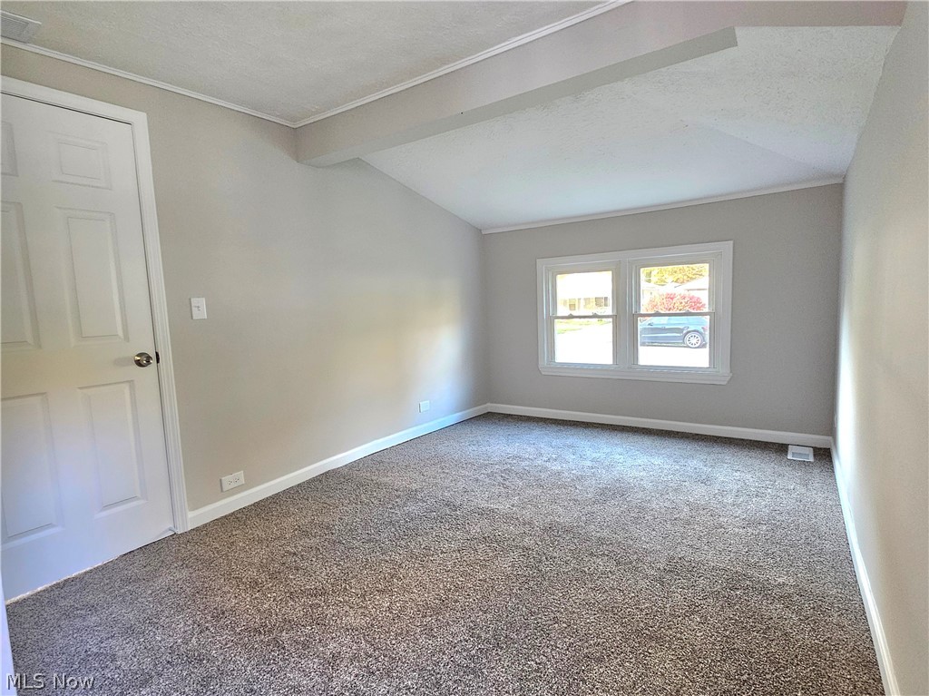 549 Case Avenue Elyria OH 44035