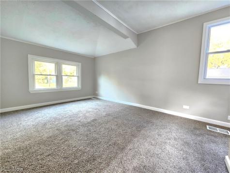 549 Case Avenue Elyria OH 44035