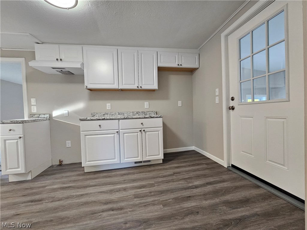 549 Case Avenue Elyria OH 44035