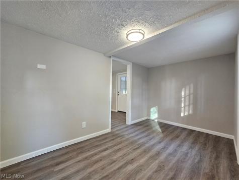 549 Case Avenue Elyria OH 44035