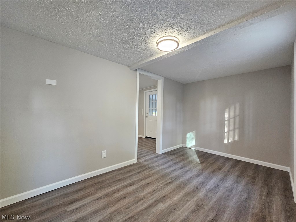 549 Case Avenue Elyria OH 44035