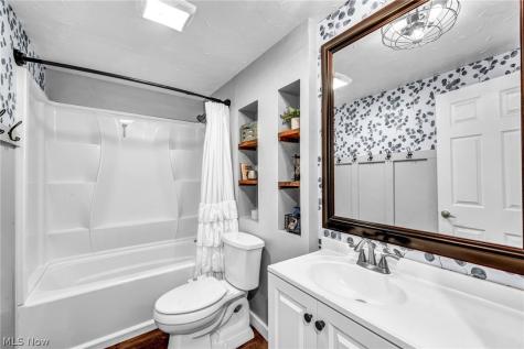 1988 Gates Avenue Streetsboro OH 44241