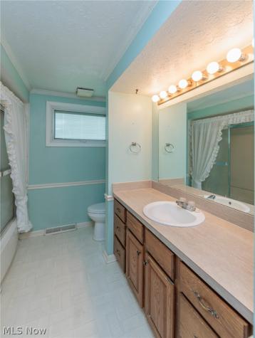 20598 Homestead Park Drive Strongsville OH 44149
