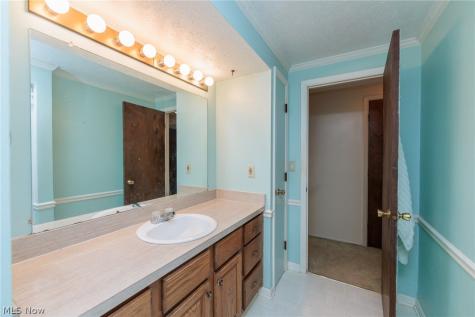 20598 Homestead Park Drive Strongsville OH 44149