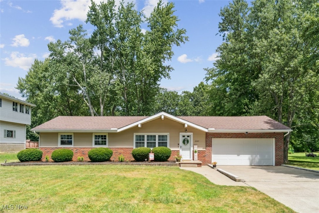 2087 Lake Road Akron OH 44312