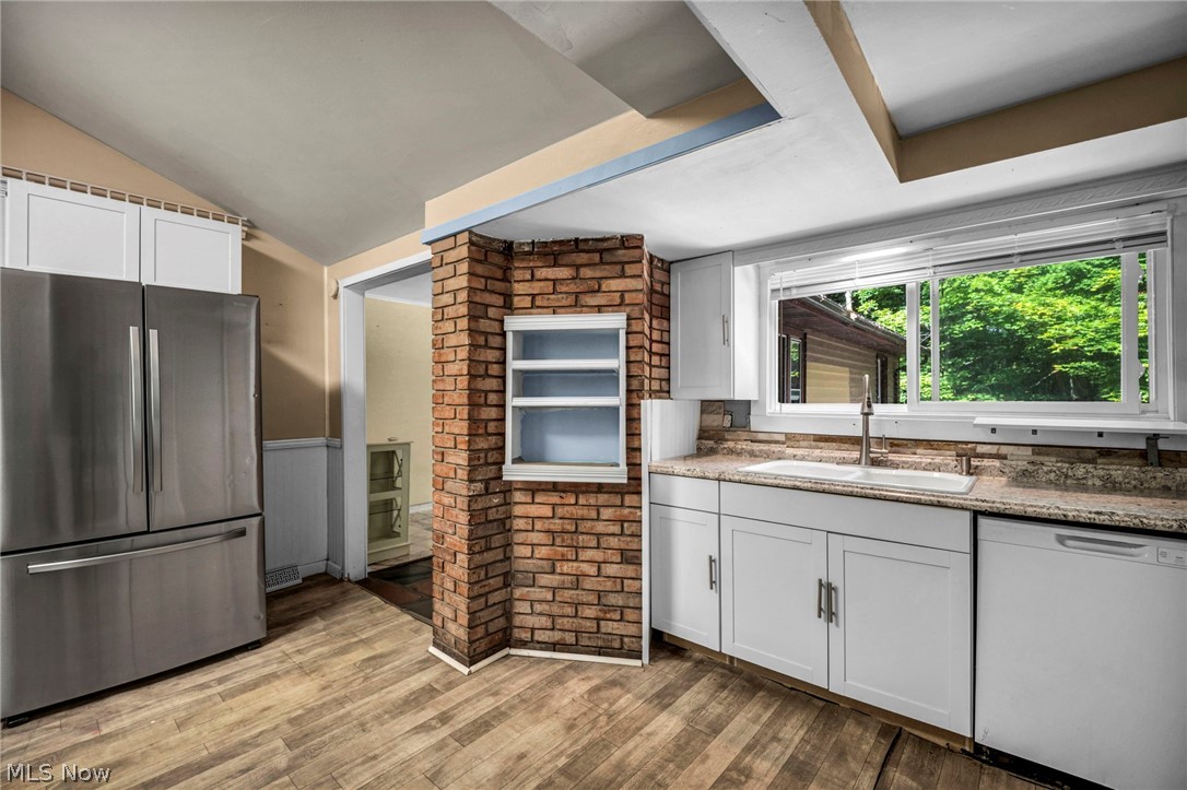 7218 Grove Avenue Oakwood Village OH 44146