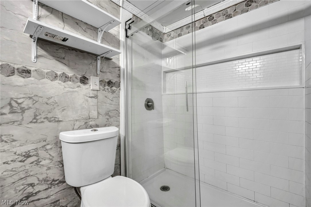 7218 Grove Avenue Oakwood Village OH 44146