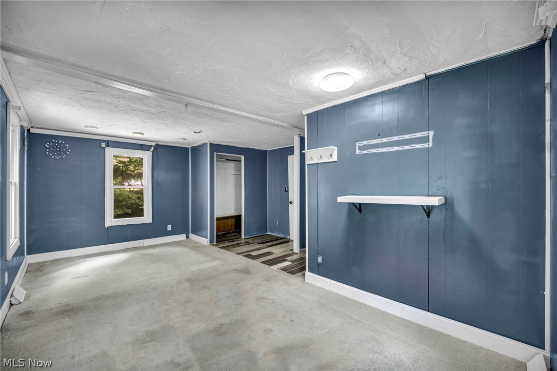 7218 Grove Avenue Oakwood Village OH 44146