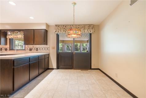 4741 Laburnum Drive Akron OH 44319