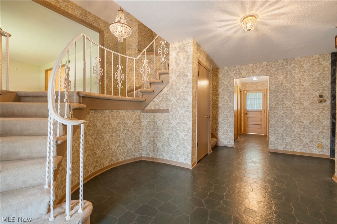 4741 Laburnum Drive Akron OH 44319