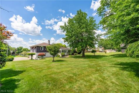 4741 Laburnum Drive Akron OH 44319