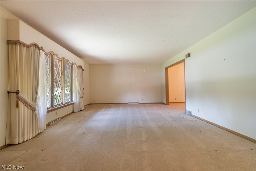 4741 Laburnum Drive Akron OH 44319