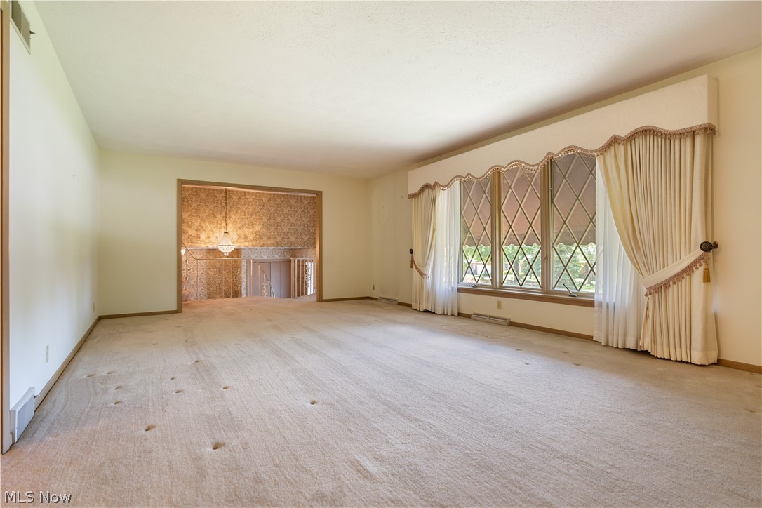4741 Laburnum Drive Akron OH 44319