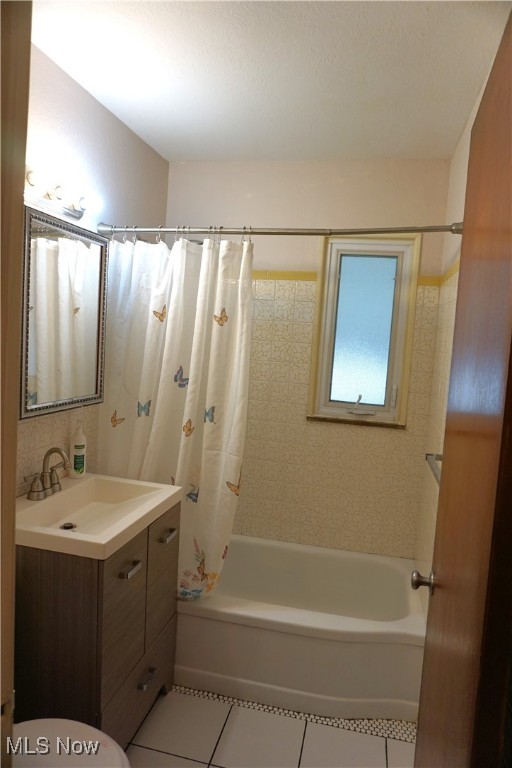 13801 Emery Avenue Cleveland OH 44135