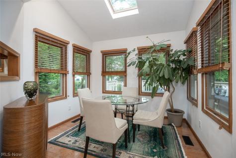 578 Red Oak Lane Bay Village OH 44140