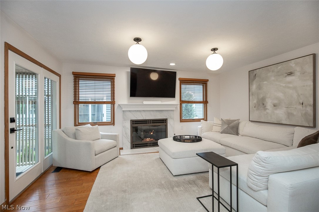 578 Red Oak Lane Bay Village OH 44140