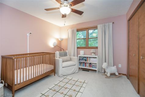 578 Red Oak Lane Bay Village OH 44140