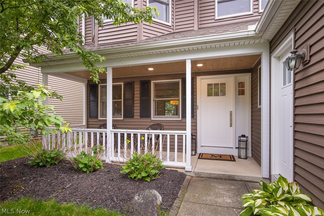 578 Red Oak Lane Bay Village OH 44140