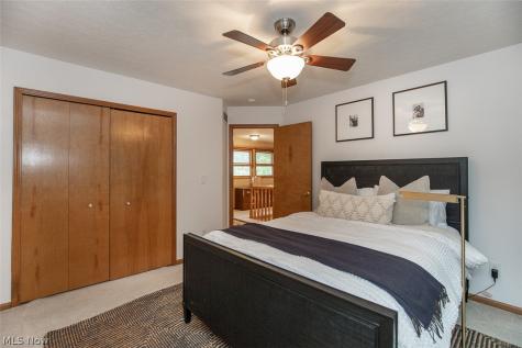 578 Red Oak Lane Bay Village OH 44140