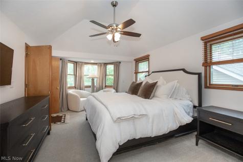 578 Red Oak Lane Bay Village OH 44140