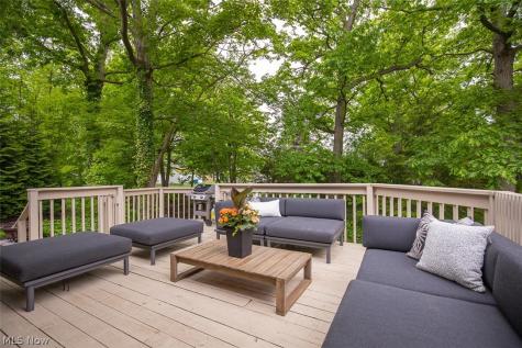 578 Red Oak Lane Bay Village OH 44140