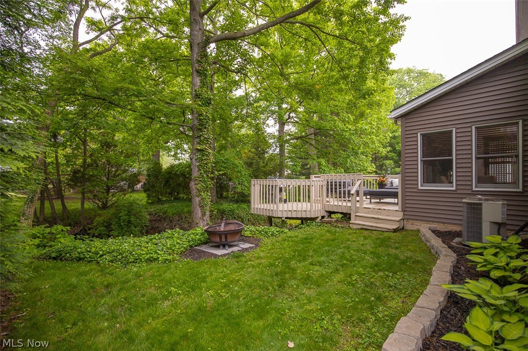 578 Red Oak Lane Bay Village OH 44140