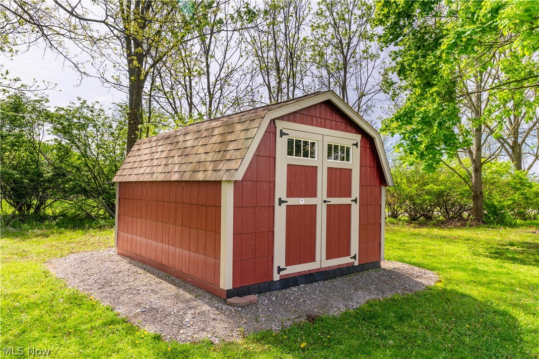12201 Sherman Church Road NE Bolivar OH 44612
