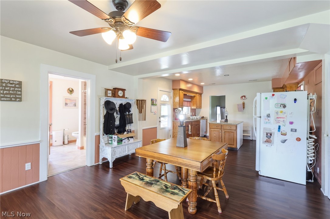15124 Lake Avenue Middlefield OH 44062