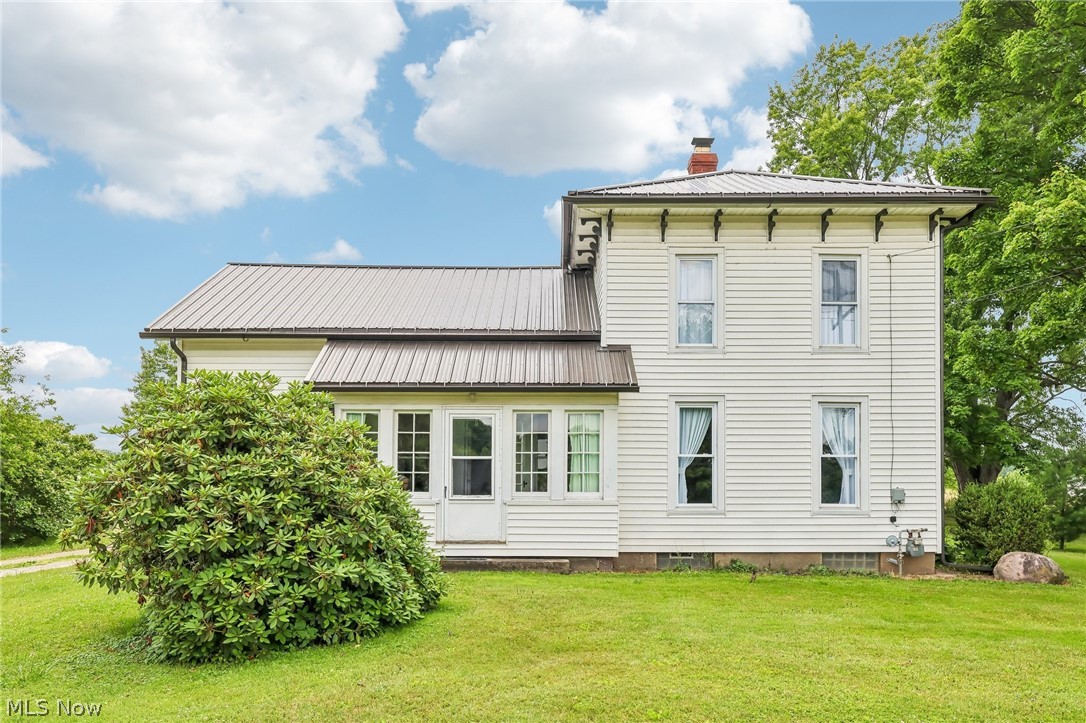 15124 Lake Avenue Middlefield OH 44062