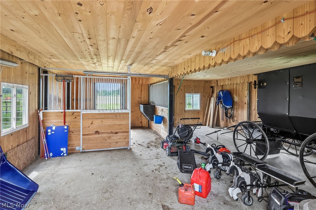 15124 Lake Avenue Middlefield OH 44062
