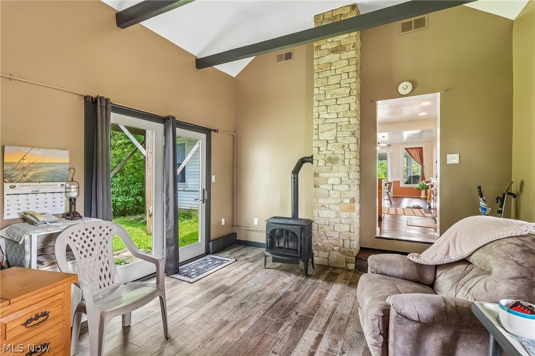 15124 Lake Avenue Middlefield OH 44062