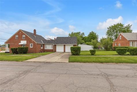 1959 Warrensville Center Road South Euclid OH 44121