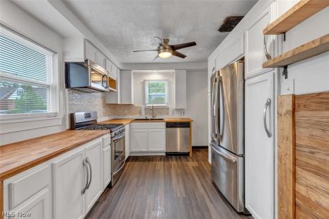 1959 Warrensville Center Road South Euclid OH 44121